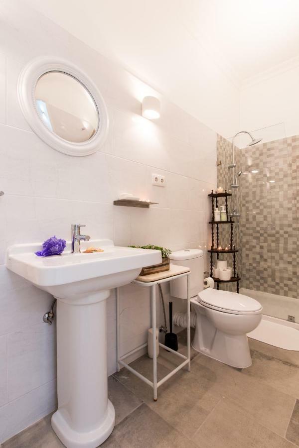 Secret & Charming Baixa 4 Bedroom * Lisboa